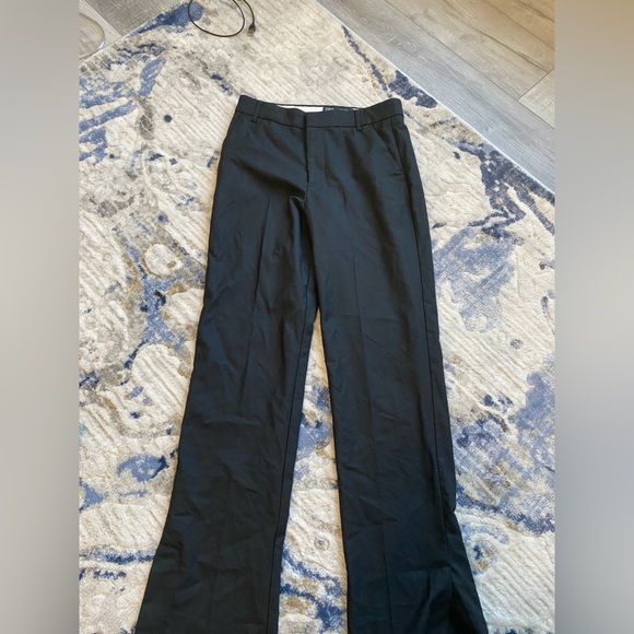 Beautiful brand new zara trousers. Size small - Picture 1 of 3